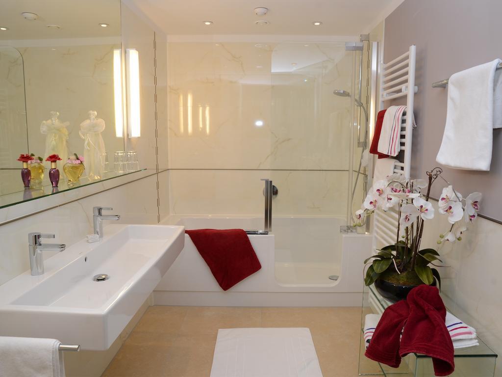 Weinrefugium Brolli Hotel Gamlitz Room photo